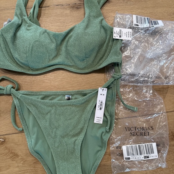 VS PINK Bikini - Picture 1 of 5